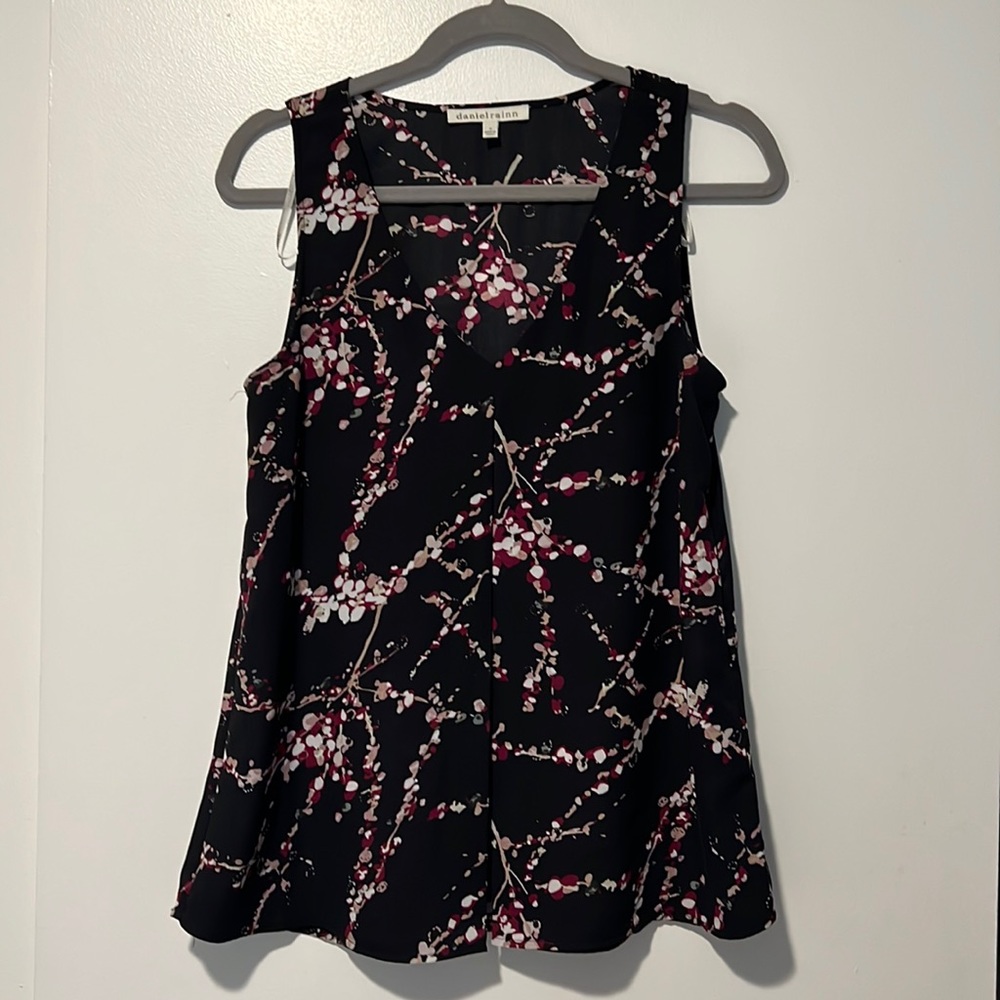 Black floral print pleated front top